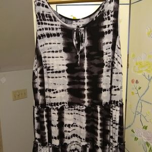 Women Within Sleeveless tunic